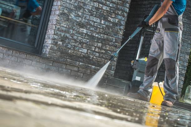 Best Driveway Pressure Washing  in Talent, OR